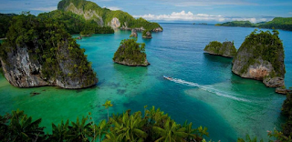 [http://FindWisata.blogspot.com] Keindahan Teluk Laguna Kaimana Papua Barat   