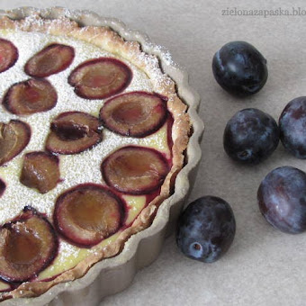 Tarta z kremem Pâtissière i śliwkami