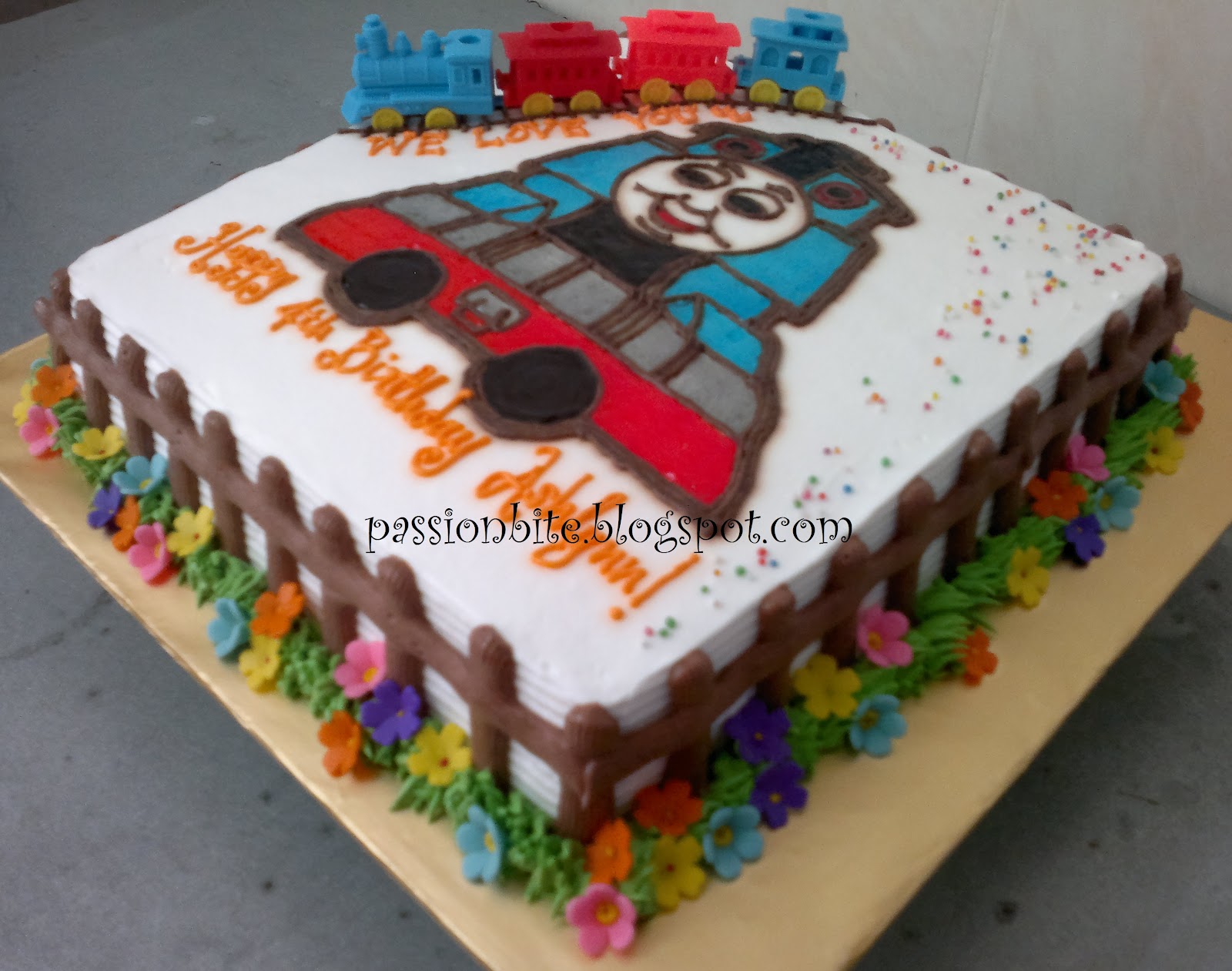 Passionbite: Thomas Cake