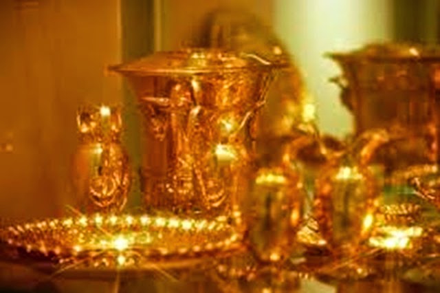 Foto de la colección imperial de la vajilla de plata.