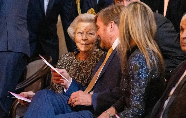 King Willem-Alexander, Princess Beatrix, Prince Constantijn and Princess Laurentien. Queen Maxima wore a her Natan dress