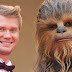 Joonas Suotamo fala sobre uma das cenas finais de Chewbacca em "Star Wars: A Ascensão Skywalker"