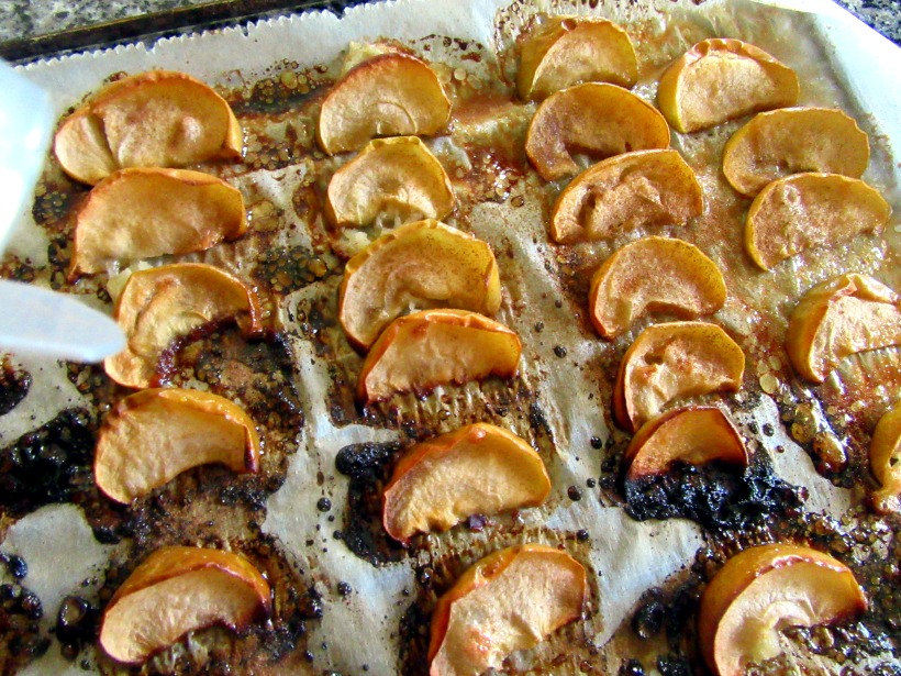 Cool the baked apples, and if desired, sprinkle with cinnamon before serving.