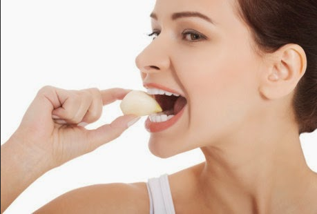3 Obat Tradisional Yang Ampuh Mengatasi Sakit Gigi Berlubang
