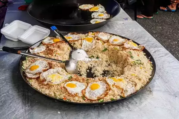 Nasi Goreng di Pasar Tani Ayer Lanas Jeli Kelantan