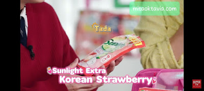 Sunlight Extra Korean Strawberry untuk cuci piring
