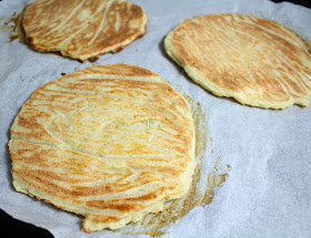 Oppskrift Blomkålpizza Glutenfri Pizzabunn Blomkål Glutenfritt Mel