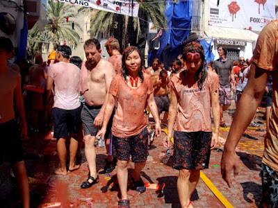 Tomatina Tomato Fight 2010 Seen On www.coolpicturegallery.net