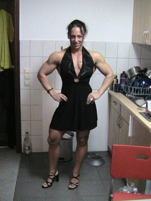 female bodybuilder