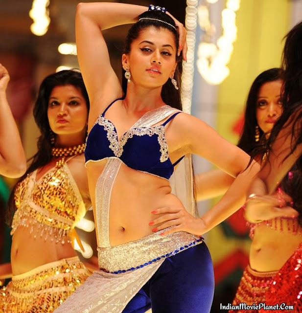 actress tapsee pannu latest hot navel show images blue