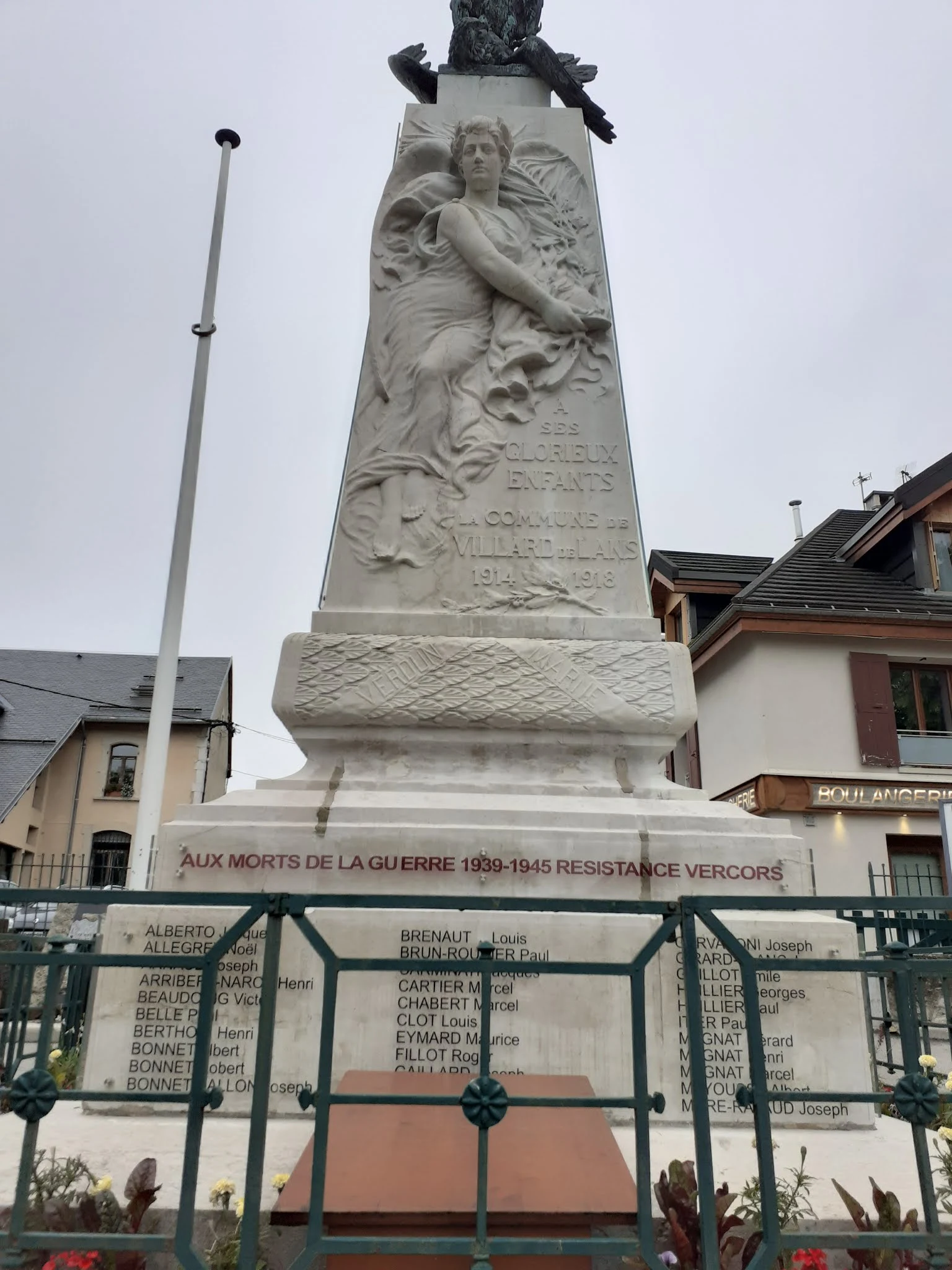 Le monument aux morts de Villard de Lans