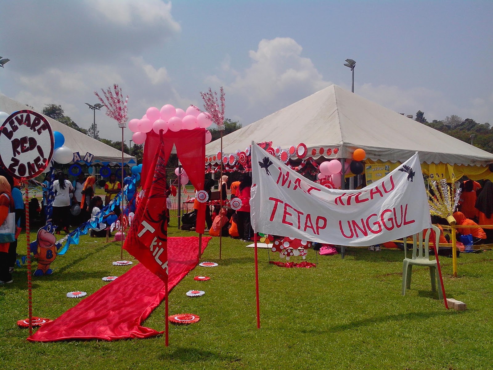 Gambar Hiasan Khemah Rumah Sukan Kejohanan Olahraga Tahun 2013