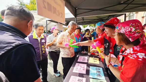 ▲員林客底文化鹹酸甜成果展，還有文化闖關、體驗活動和市集活動等豐富內容，吸引民眾一起參與，探索員林客底文化的內容。（記者林明佑攝）