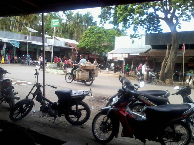 Lueng Daneun Markets