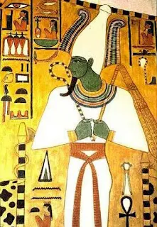 Figura egípcia representado Osíris, deus da vida após a morte.