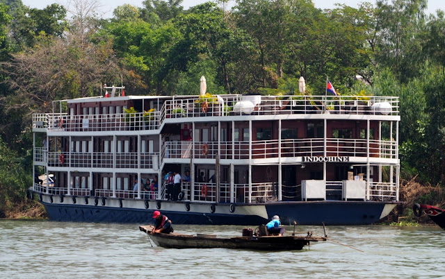 Saigon, ho chi minh city, tips saigon, croisie europe, waar eten in saigon, koffiecultuur vietnam, tips ho chi minh city, vietnam, restaurants ho chi minh city, koffiebars ho chi minh city, markten saigon, hoppen in saigon, architectuur saigon, franse koloniale architectuur ho chi minh city, tempels en pagodes in ho chi minh city