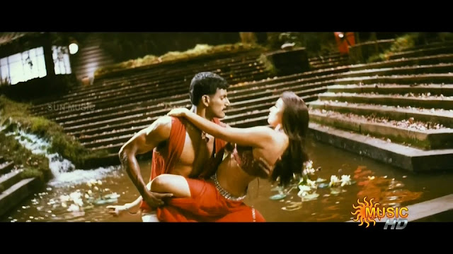 Nayantara hot sathyam movie