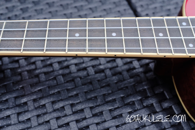 Fender Zuma Ukulele fingerboard