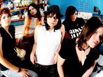 banda de rock feminino Girlie Hell