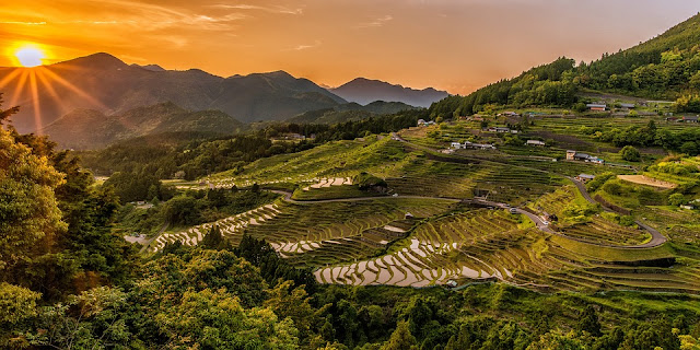 RICE TERRACES SUNSET MOUNTAINS