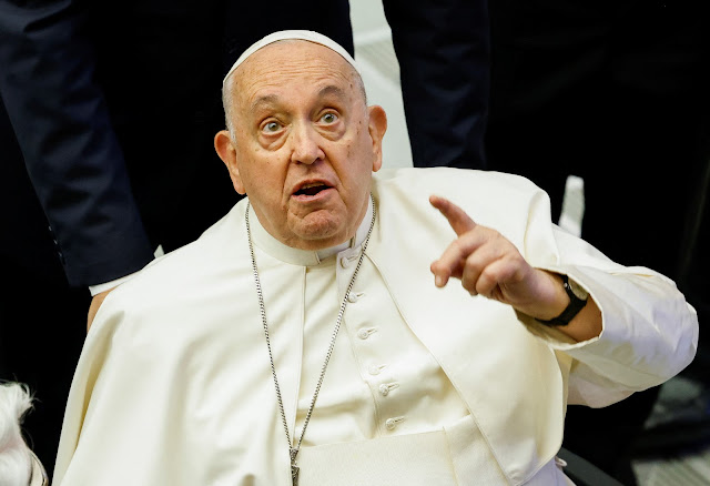 Pope deplores end of Israel-Hamas truce, voices hope for new ceasefire