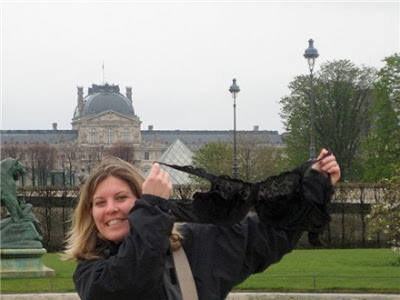 Olga the Traveling Bra visits The Louvre