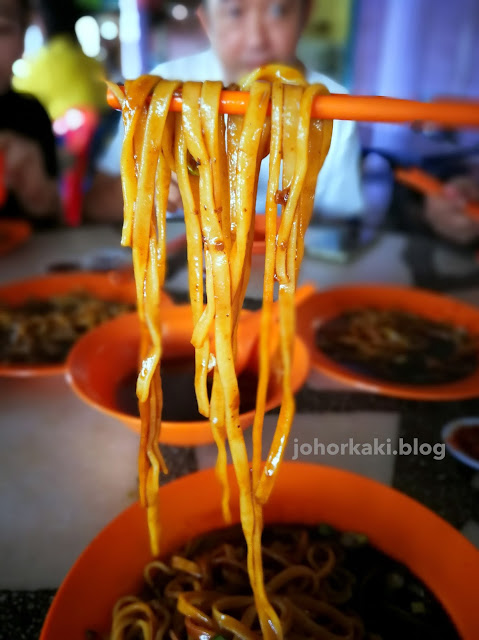 Yong-Peng-Duck-Noodles-永平鸭肉餐室