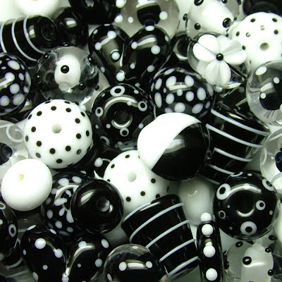 Black and white glass beads