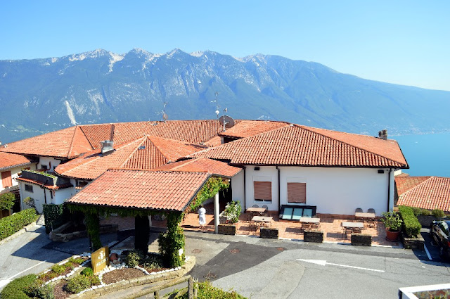 hotel le balze campi da tennis lago di garda