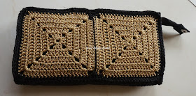 free crochet granny square pattern, free crochet motif pattern, free crochet wallet pattern, free crochet clutch purse pattern, free crochet bag pattern, free crochet granny square blanket pattern