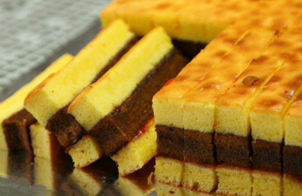 Resep dan Cara Praktis Membuat Kue Lapis Legit Kukus Yang Enak Masakan Enak  Masakan Yummy -  Resep Camilan Anggun Lapis Legit Kukus Dan Peluang Usahanya