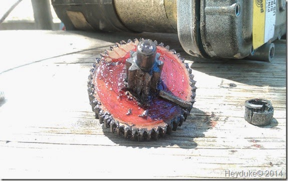 broken tooth on smaller gear - Note broken piece near shadow
