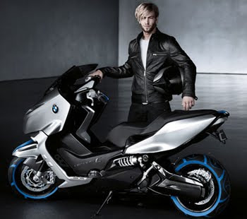 MOTORCYCLE BMW HP2 2011