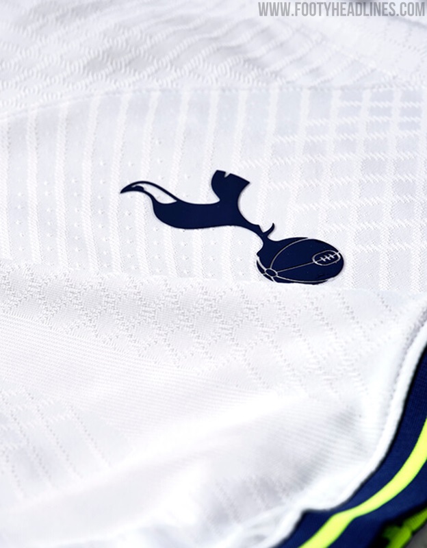 ⚽ The Evolution of Tottenham Hotspur Football Kit 2022-23