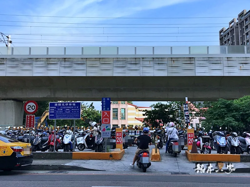 中山醫學大學附設醫院周邊停車美食住院資訊汽車24H日停收費資訊彙整