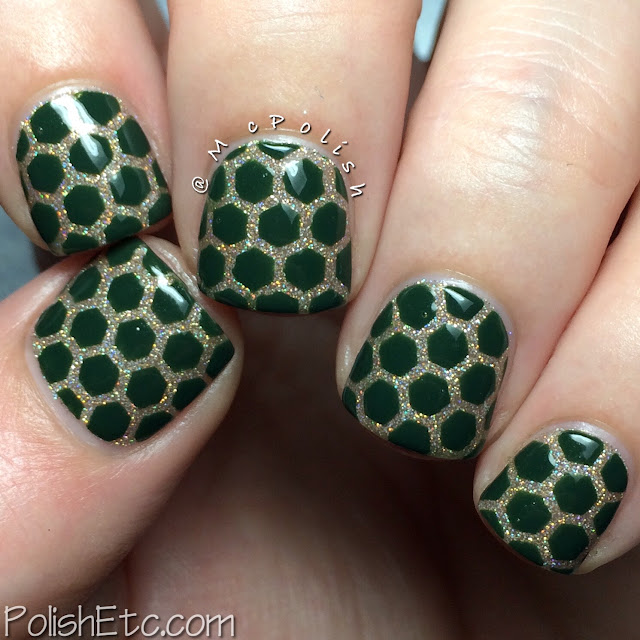 Day 4: Green Nails for the #31dc2015 by McPolish - Digital Nails and Zoya