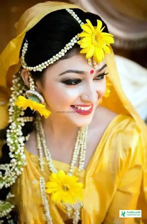 Holud Saree Designs - Holud Saree Pora Pics, Photos, Pictures - Holud Saree Designs and Prices - Holud Saree Pora Pic - NeotericIT.com - Image no 11