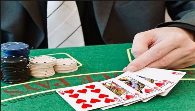 PENGALAMAN DAN PELAJARAN PENTING DI POKER