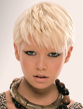 Short Haircuts For Girls In Cool Look