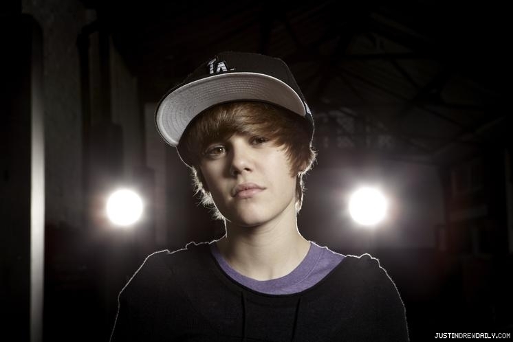 justin bieber pictures 2011 new. makeup justin bieber 2011 new