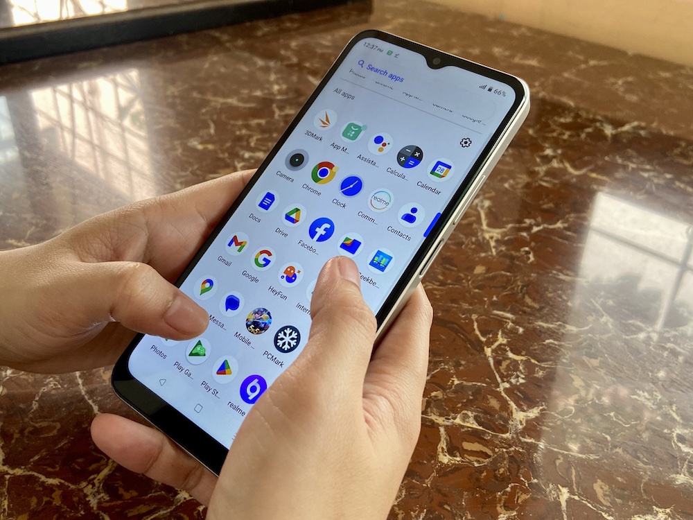 realme C33 Display