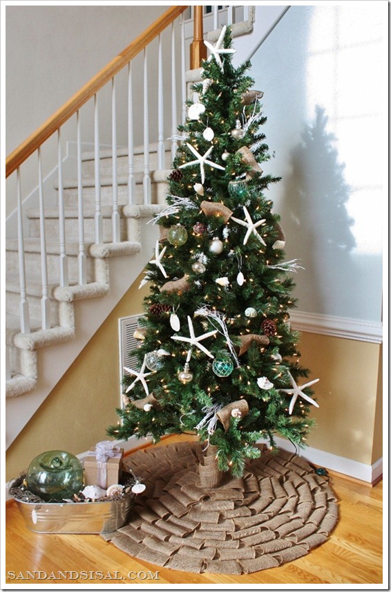Coastal Christmas Tree 