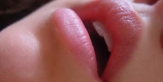 Merawat Bibir