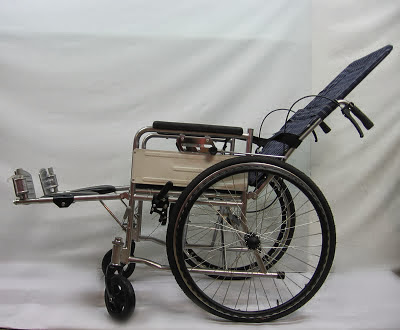 Semi reclining commode wheelchair