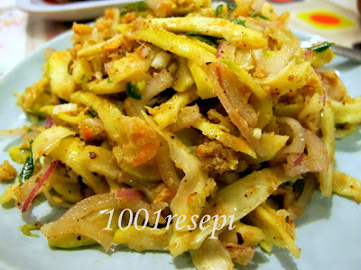 Koleksi 1001 Resepi: salad mangga vs salad oren