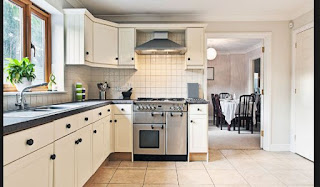 Light Kitchen 4