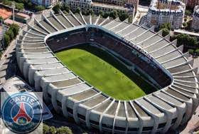 gambar stadion Parc Des Princes