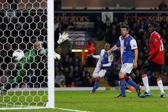 Goal of the day: Antonio Valencia (Man United) vs Blackburn
