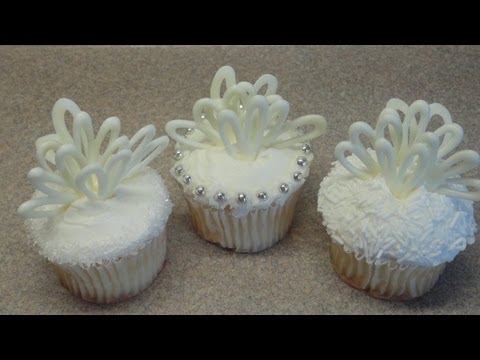 Found this idea in a cupcake decorating magazine I have two other wedding