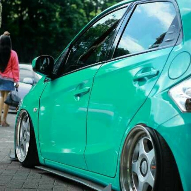 Modifikasi Brio Hijau Tosca Super Ceper Owner 